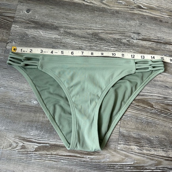 Xhilaration Green Bikini Bottom - Picture 2 of 5